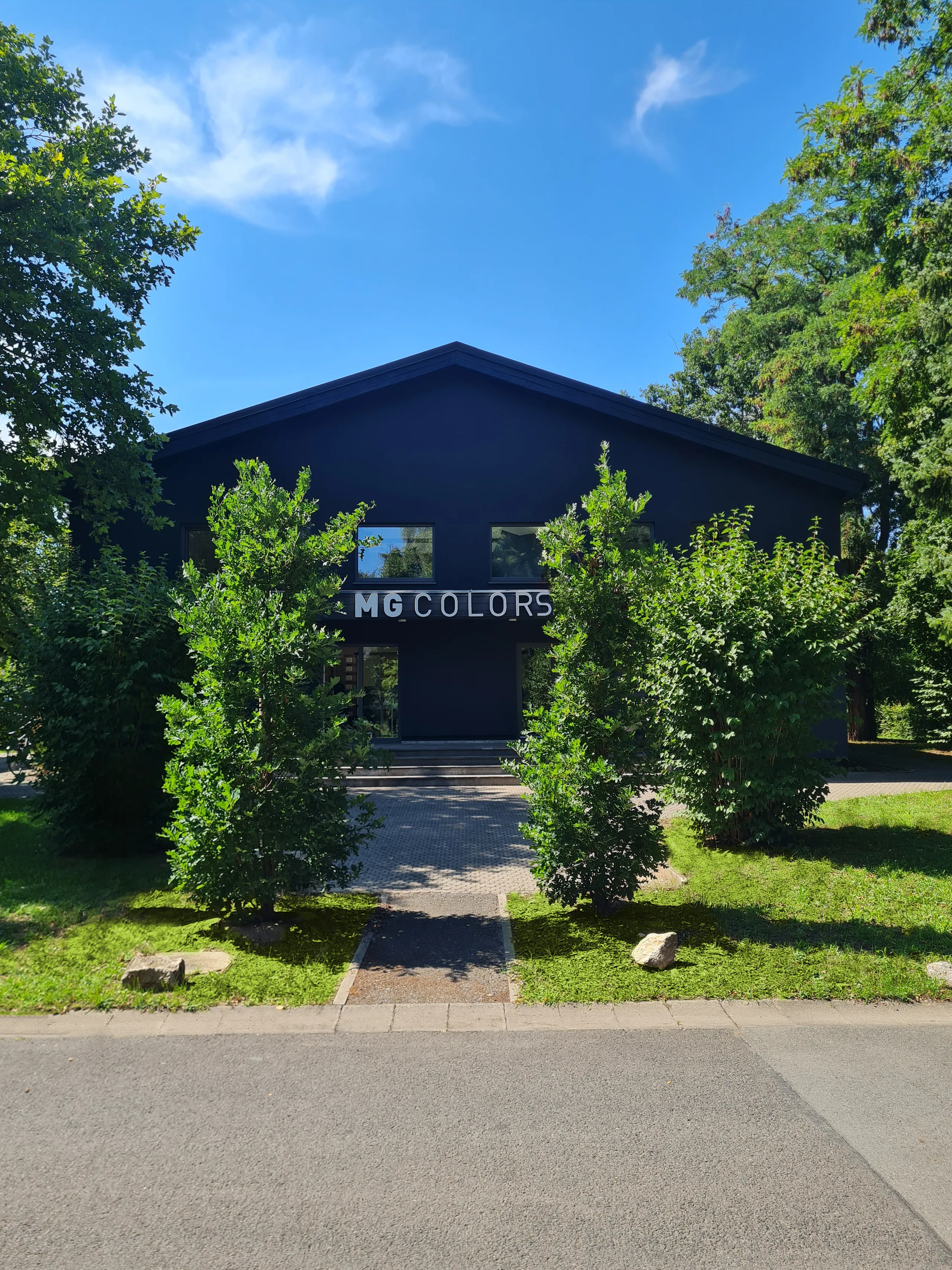 Bürogebäude von MG Colors